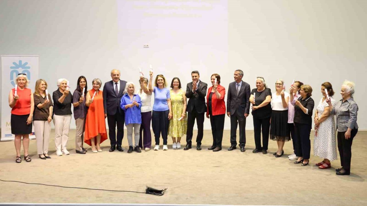 Tunceli’de anlamlı mezuniyet buluşması