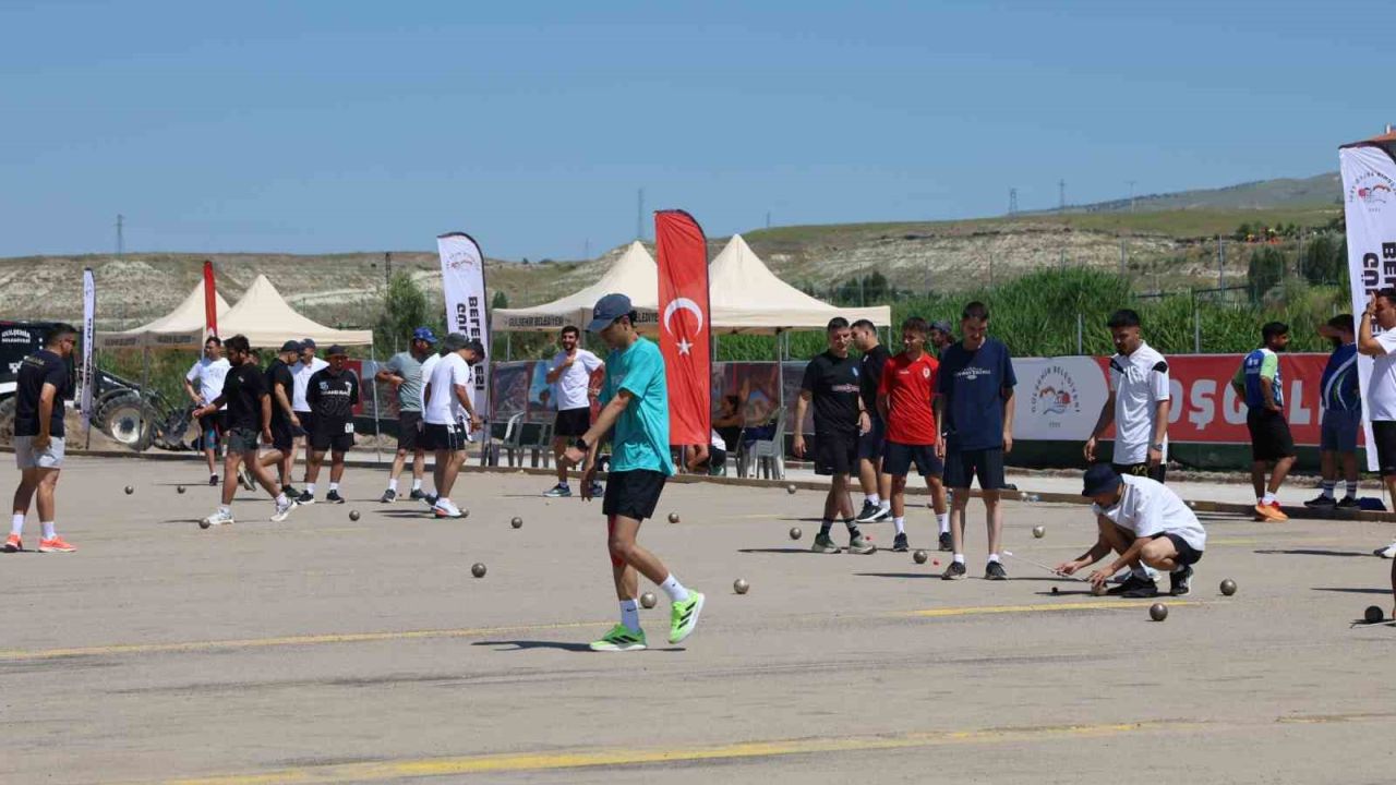 Türkiye Ümitler ve Büyükler Bocce Volo Şampiyonası Nevşehir’de başladı