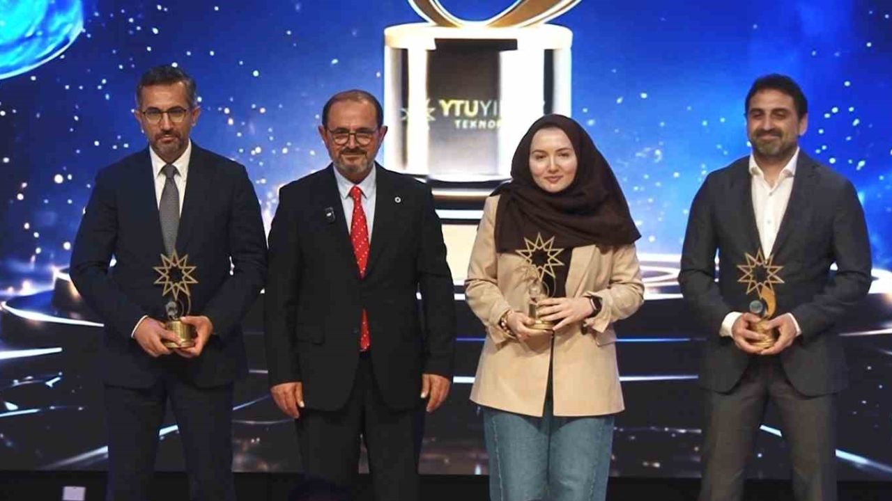 Türkiye’nin teknoloji yıldızları belli oldu: 37 şirket ödüllendirildi