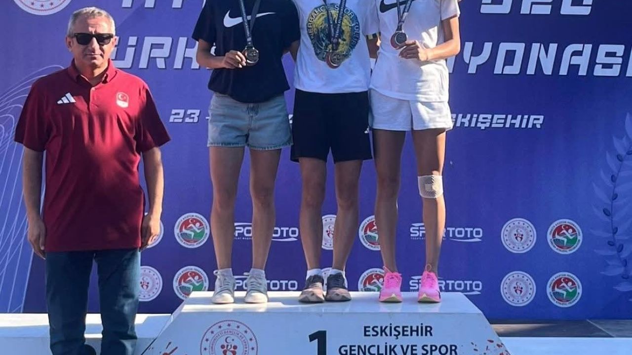 U20 Türkiye Şampiyonu Elif Akçiçek, Balkan Şampiyonası biletini aldı