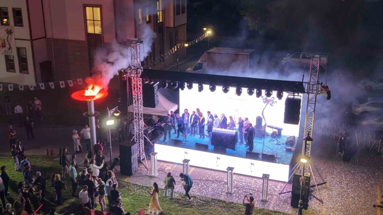 Uluslararası Altın Safran Belgesel Film Festivali’nde meşale yandı