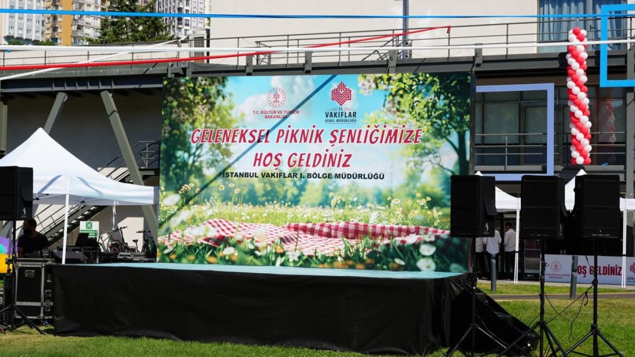 Vakıflar Genel Müdürlüğü, 100 öğrenci ve ailelerine özel geleneksel piknik programı düzenledi