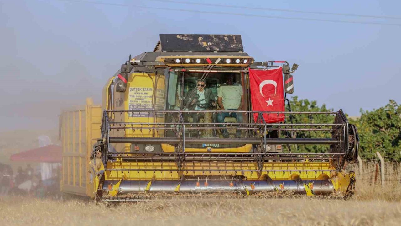 Vali Akkoyun: ’’Mardin’de 1 milyon 279 bin dekarlık alanda buğday ekimi yapıldı’’