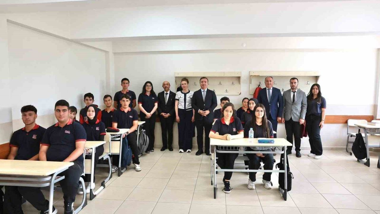 Vali Aydoğdu’dan YKS’ye hazırlanan öğrencilere başarı dileği