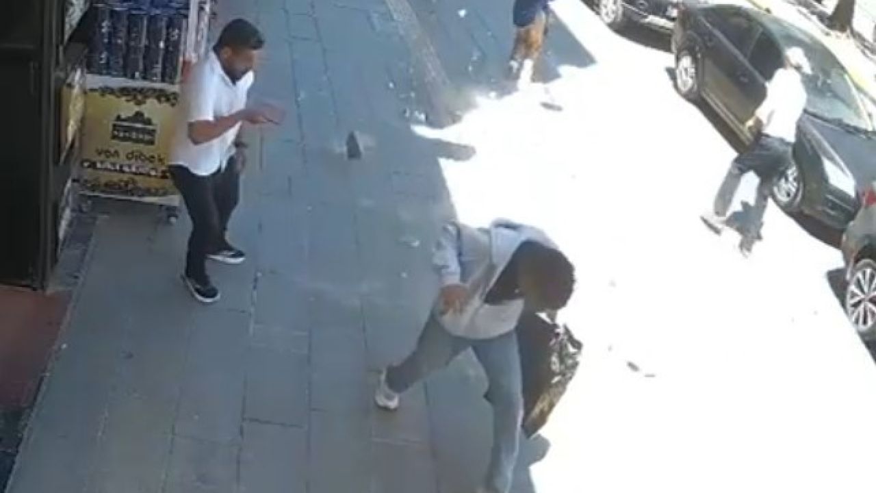 Van’da korku dolu anlar: Saniyelerle kurtuldular