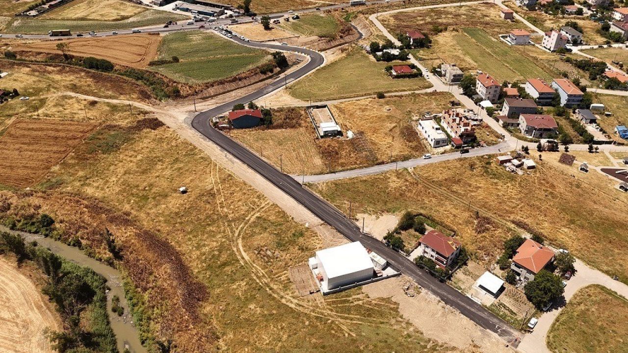 Velimeşe’de alternatif yol trafiğe açıldı