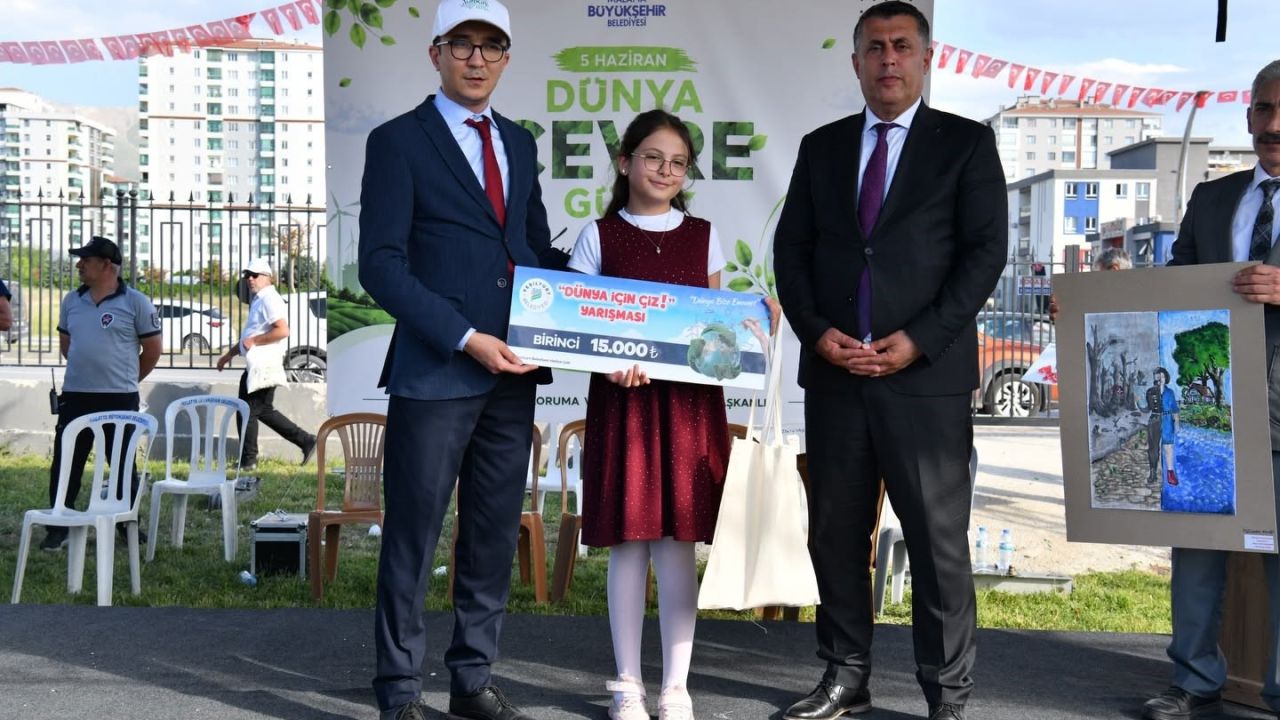 Yeşilyurt’ta çevre bilinci ödüllendirildi