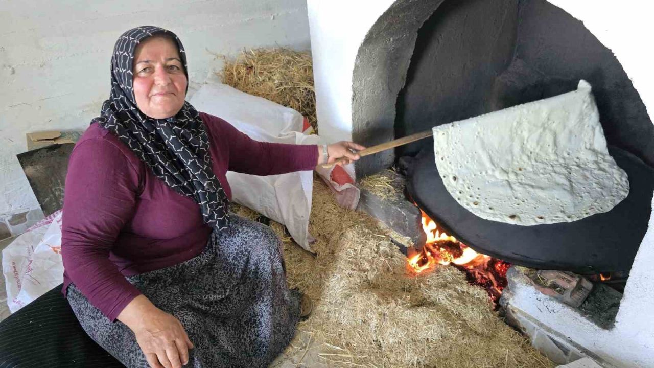 Yozgat’ın vazgeçilmez lezzeti yufka ekmek mesaisi başladı