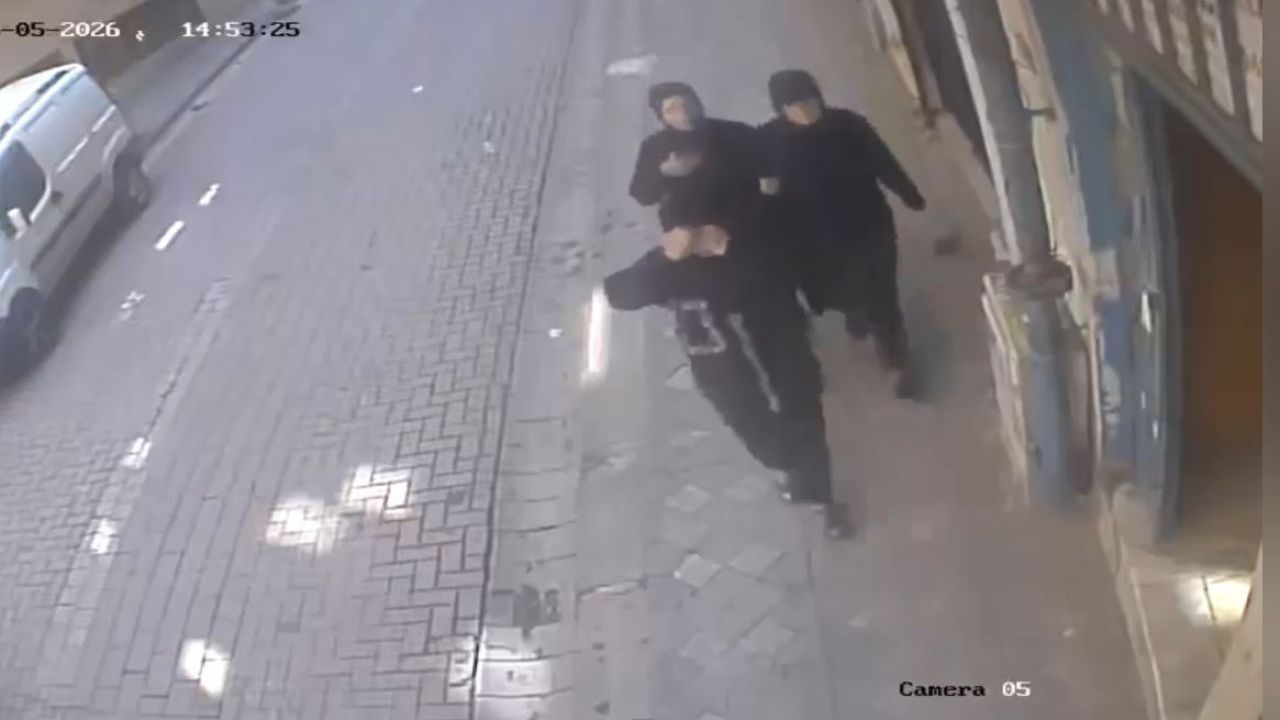 Zeytinburnu’nda hırsızlık yapan 3 şüpheli suçüstü yakalandı