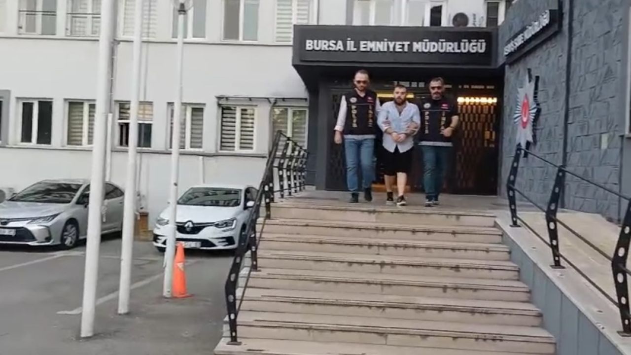 17 yıl hapis cezasıyla aranıyordu, bahçede saklanırken yakalandı