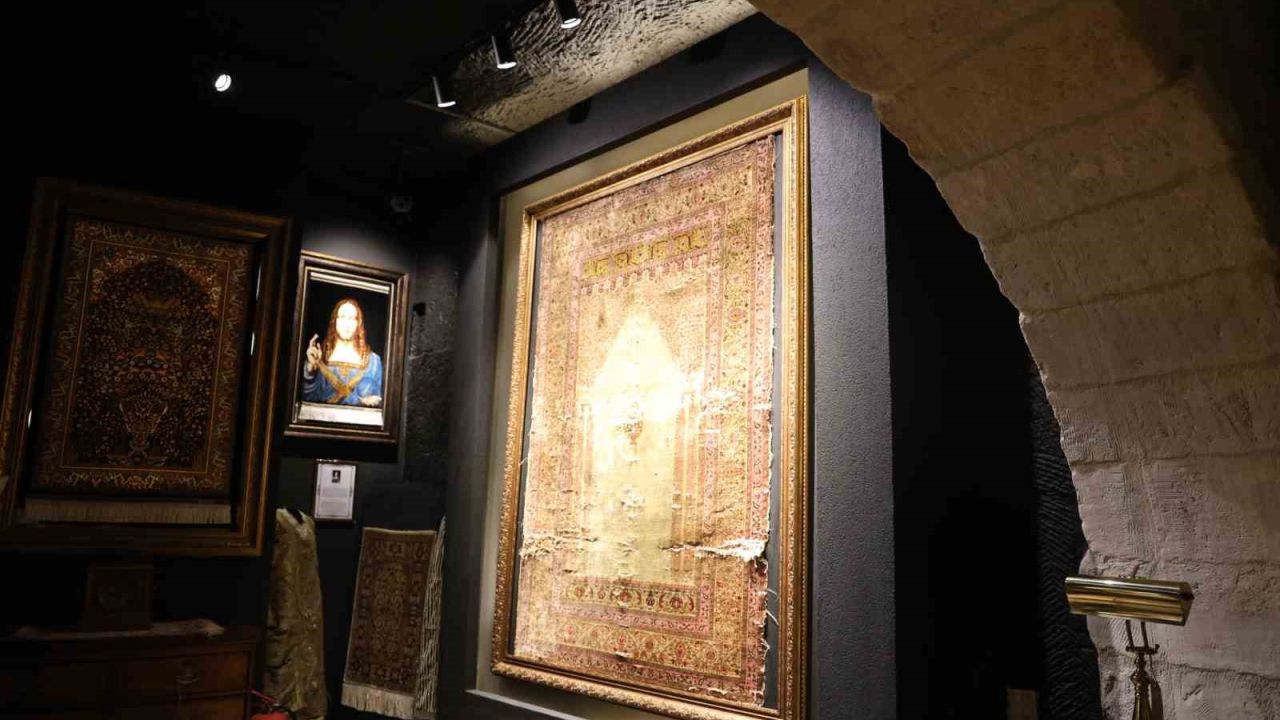 300 yıllık ipek halı Kapadokya’da sergileniyor