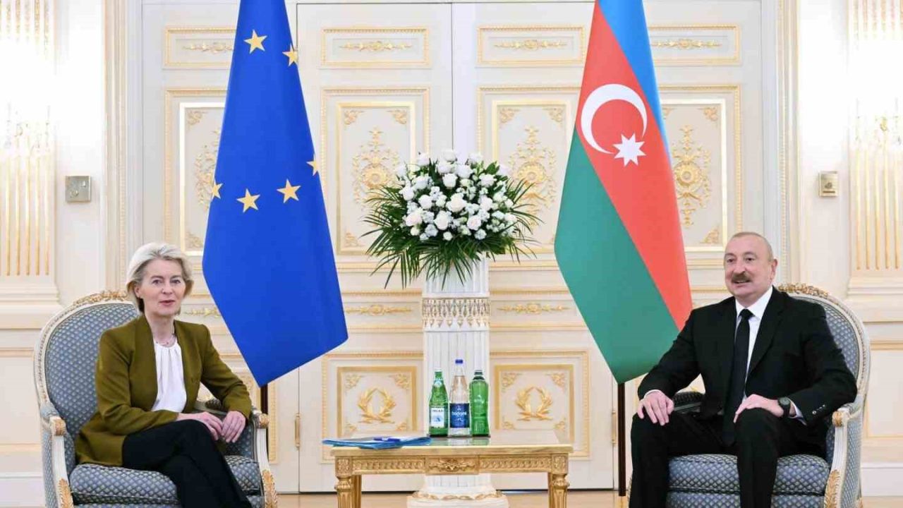 AB Komisyonu Başkanı Leyen: "Kafkasya’daki bağlantı projelerini desteklemek amacıyla 200 milyon euro hibe sağlayacağız"