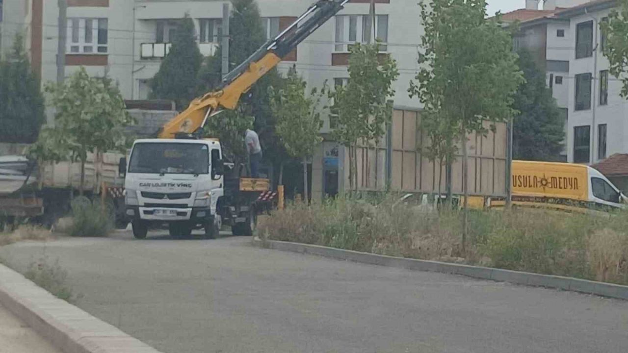 AK Parti Tepebaşı İlçe Başkanı Tunç: "Eskişehir’de belediyecilik anlayışı ciddi bir koordinasyon sorunuyla karşı karşıya"