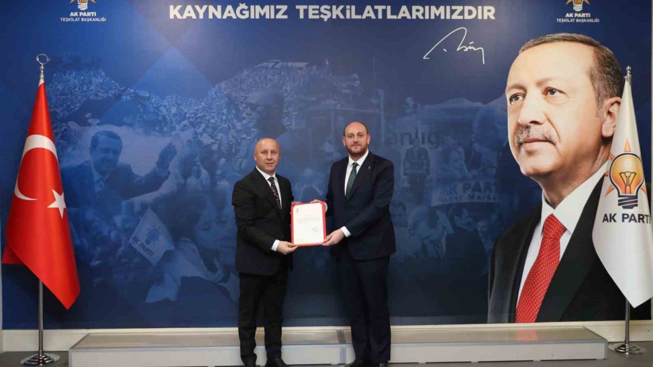 AK Parti Terme İlçe Başkanlığı’nda bayrak değişimi: Başkan Mümin Osman Ertan oldu