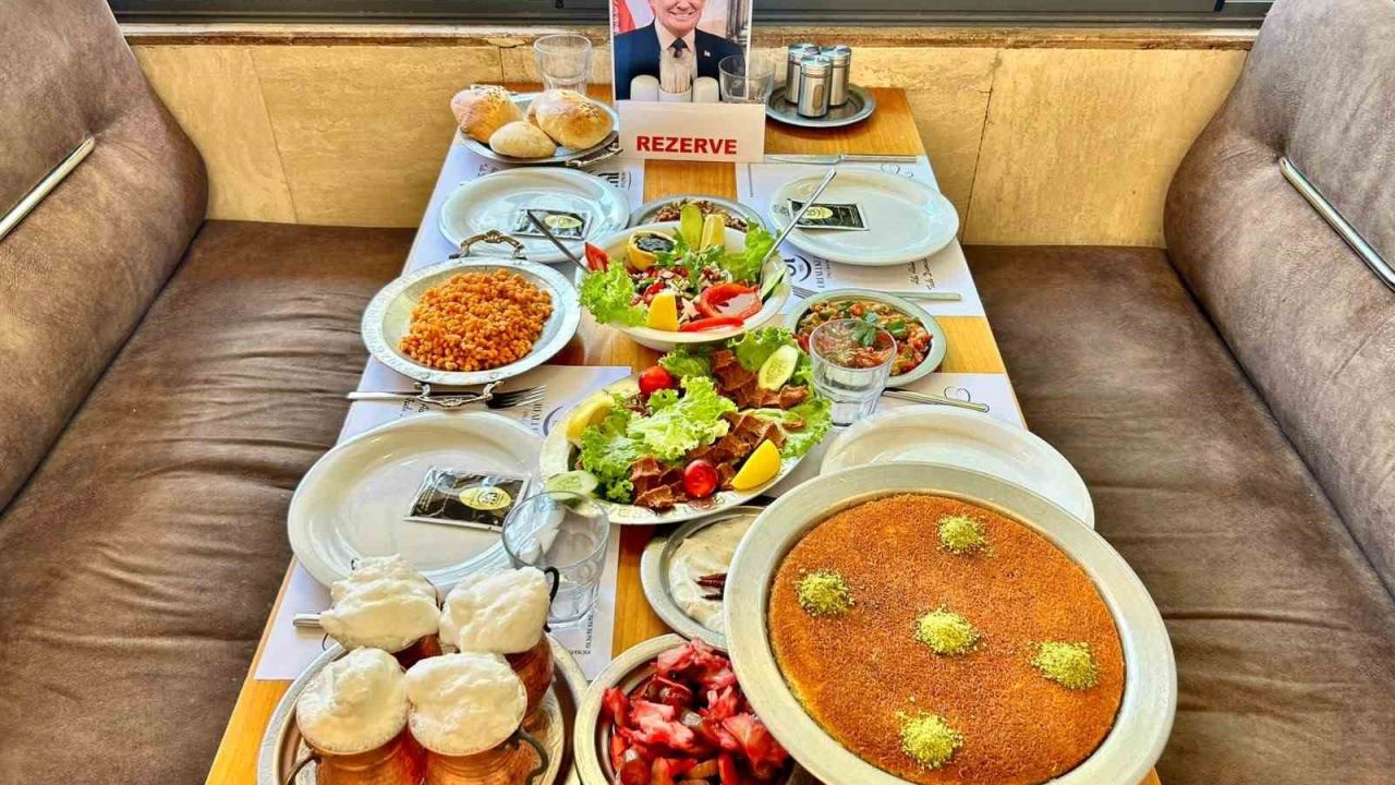 Ankara’da NATO Zirvesi öncesi restoranlarda ABD Başkanı Trump için hazırlık