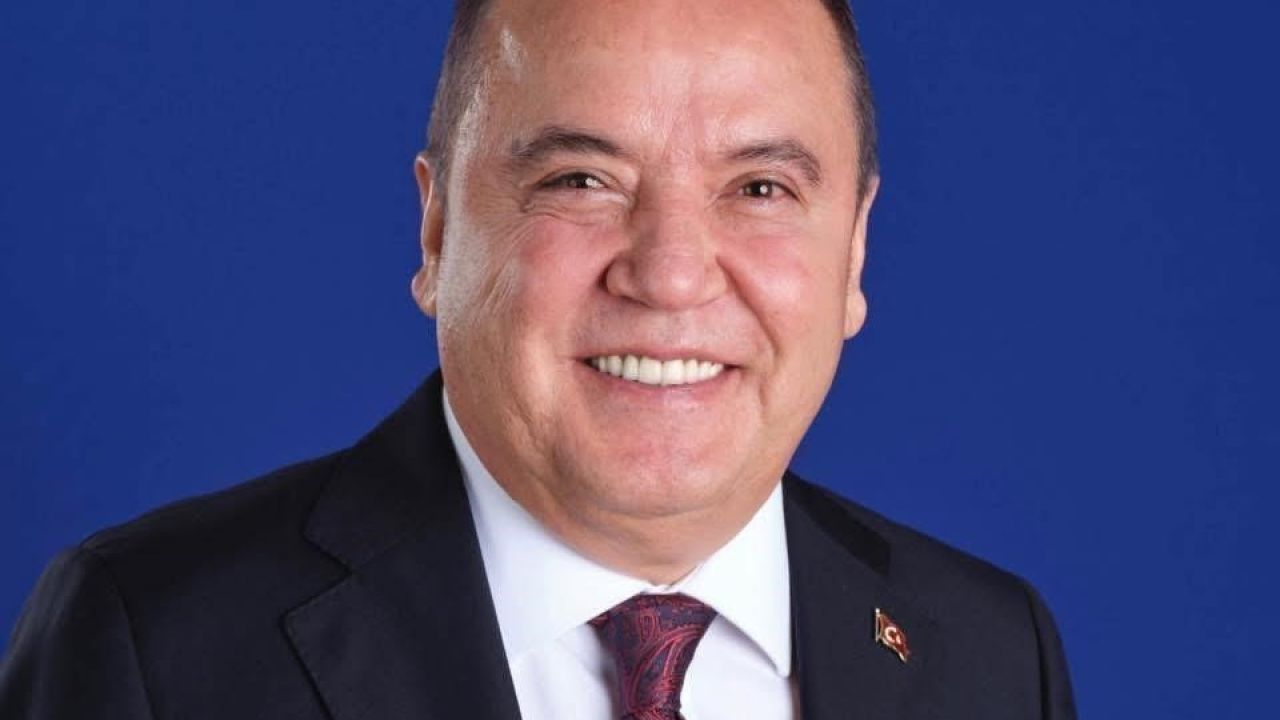 Antalya Büyükşehir davasında Böceklerin tutukluluğuna devam kararı
