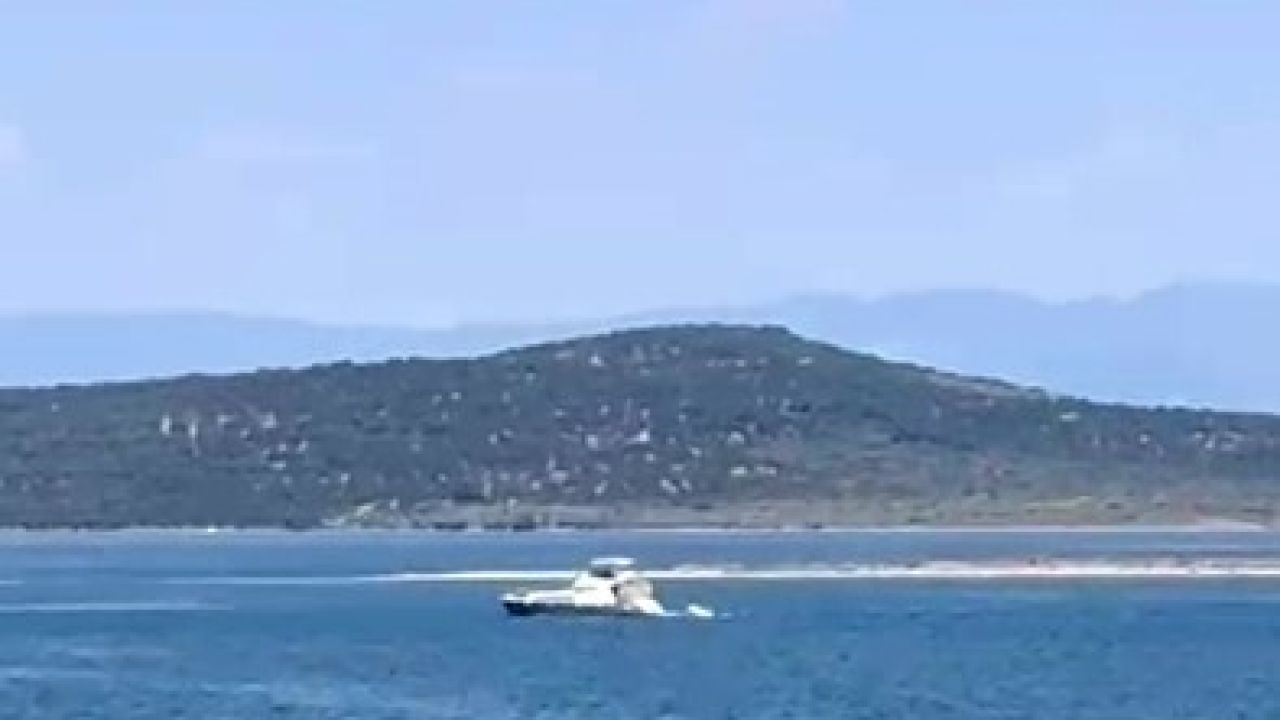 Ayvalık’ta denizde kaybolan genç için arama kurtarma çalışmaları sürüyor