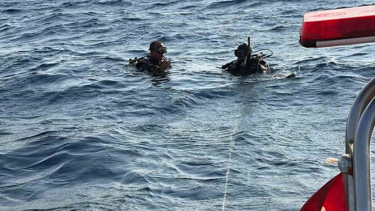 Ayvalık’ta tekne turunda kaybolan gencin cansız bedenine ulaşıldı