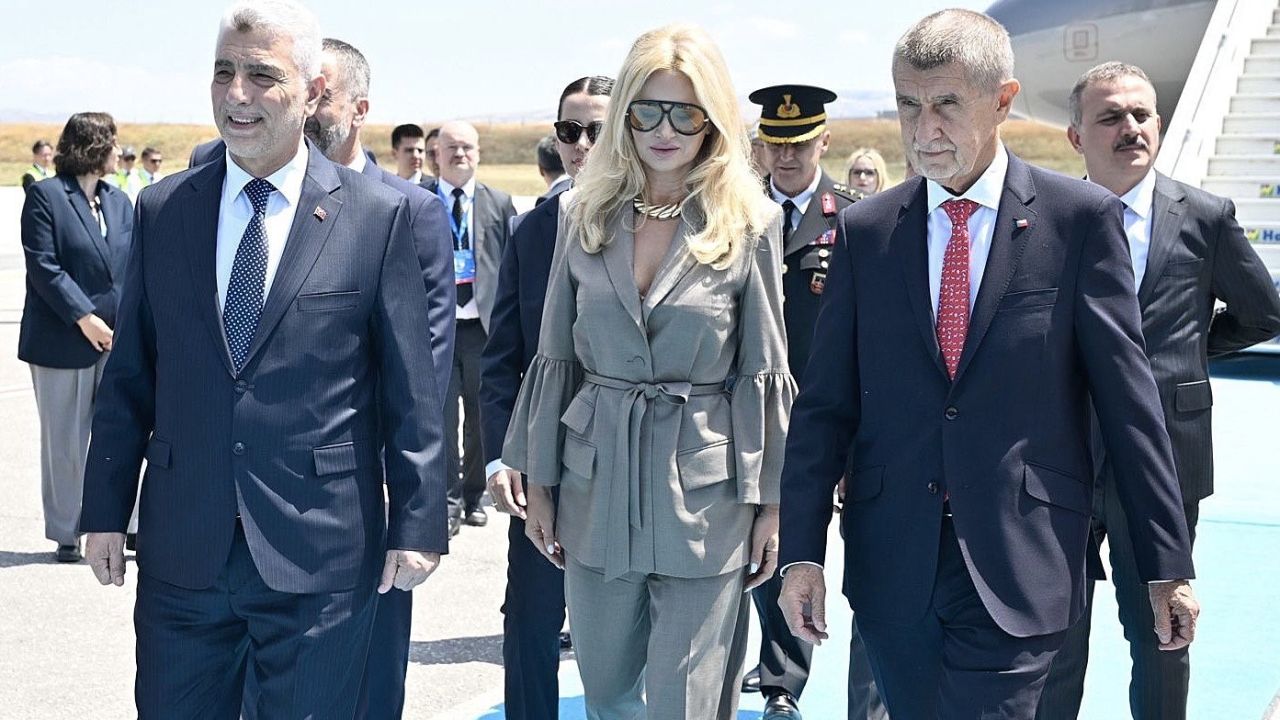 Bakan Bolat: "Türkiye ile Çekya arasındaki iş birliğimizi daha da ileri taşımaya yönelik güçlü irademizi sürdürüyoruz"
