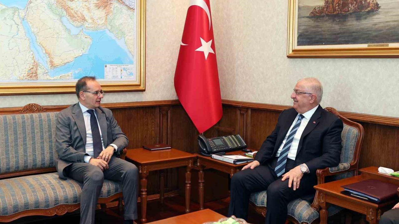 Bakan Güler, İtalya’nın Ankara Büyükelçisi Manzo’yu kabul etti