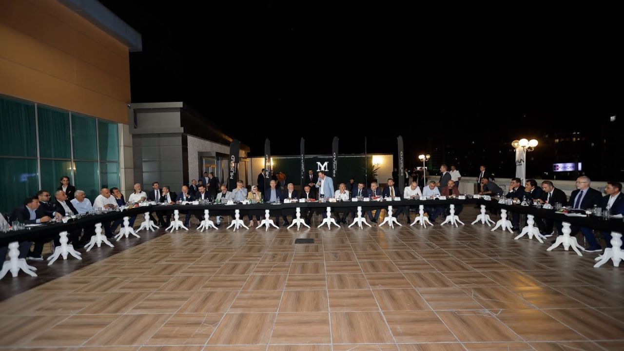 Başkan Büyükkılıç, iş dünyası temsilcileriyle bir araya geldi