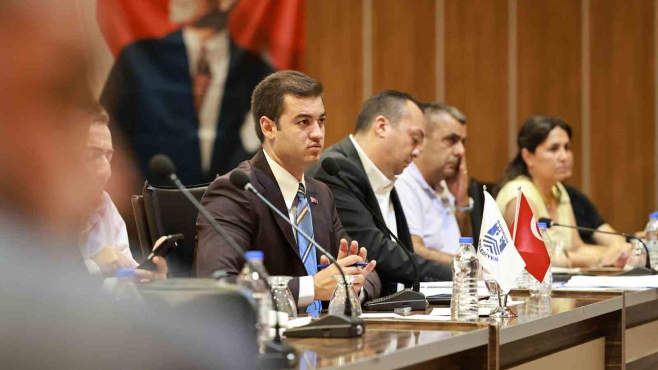 Başkan Mandalinci muhtarlarla bir araya geldi