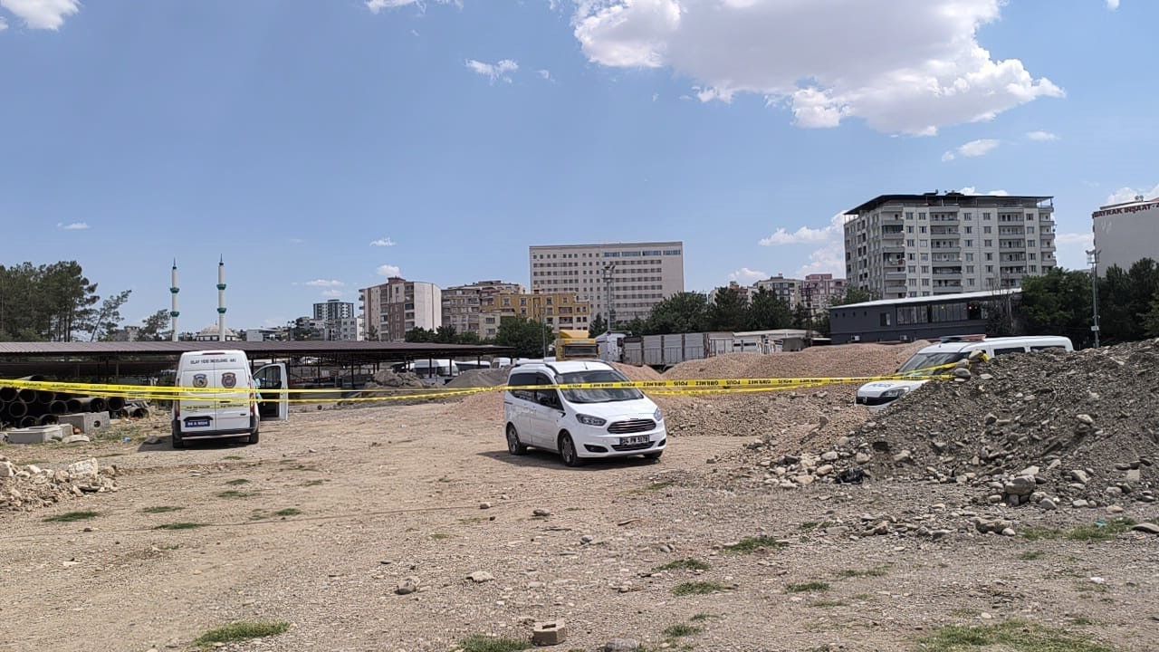 Batman’da 7 aylık hamile eski eşini öldüren şahıs Siirt’te aranıyor