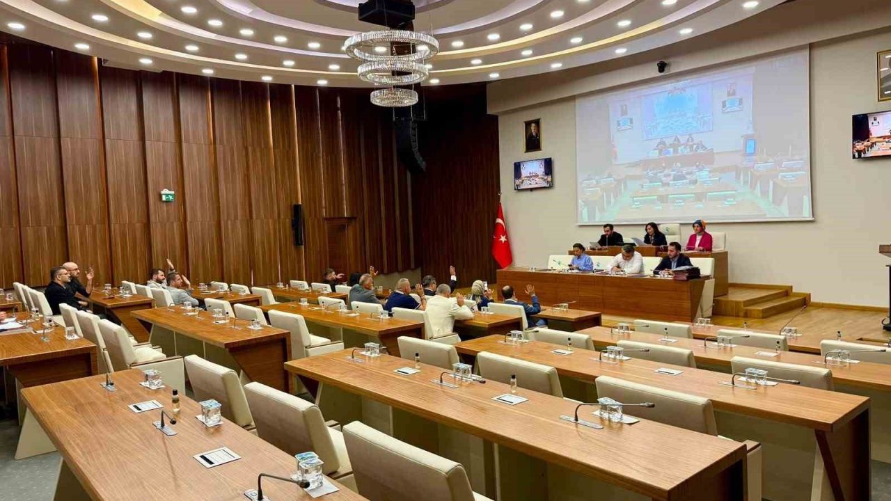 Beykoz Meclisi’nde CHP sıraları boş kaldı