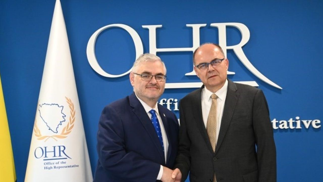 Bosna Hersek Yüksek Temsilciliği’ne geçici olarak ABD’li diplomat Crishock atandı
