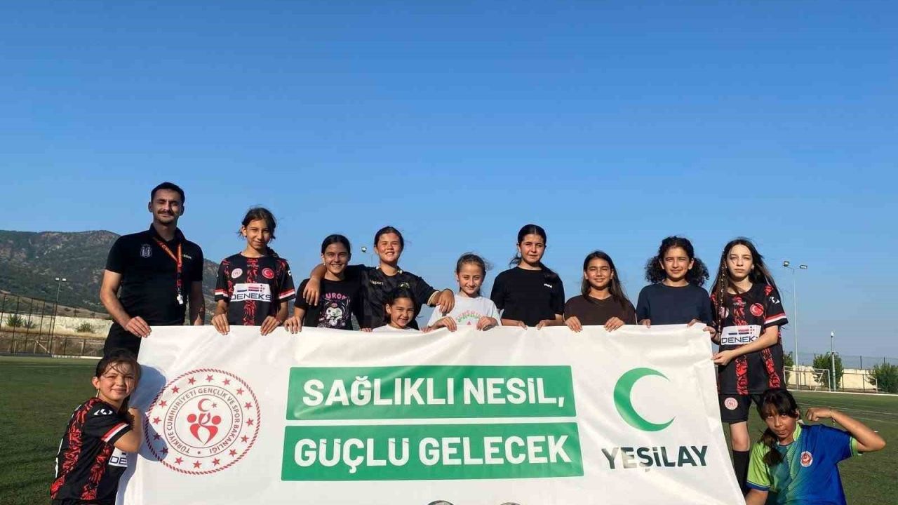 Buharkent’te uyuşturucuyla mücadeleye futbol desteği