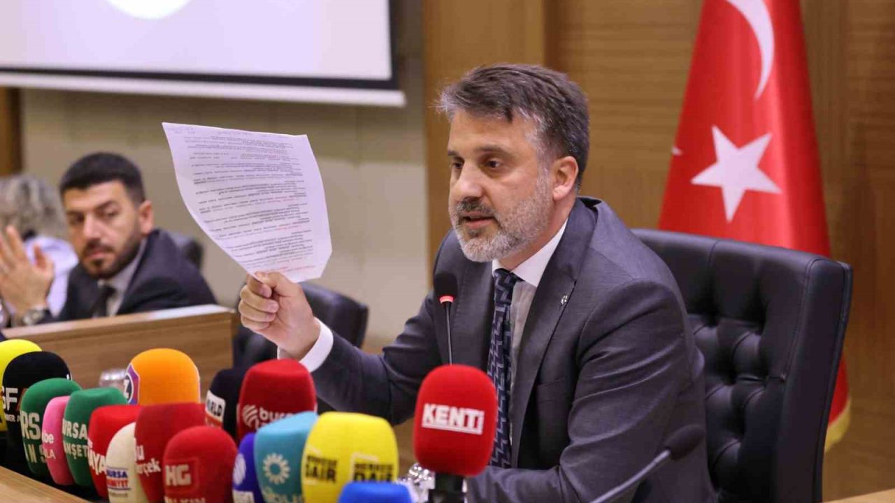 Bursa Büyükşehir Belediye Meclisi’nin Temmuz ayı 1’inci oturumunda gündem maddeleri görüşüldü