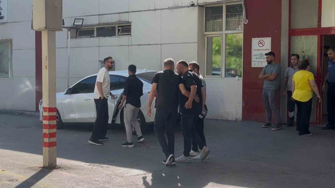 Bursa’da gözaltına alınan Haluk Levent, sorgulanmak üzere İstanbul’a gönderildi