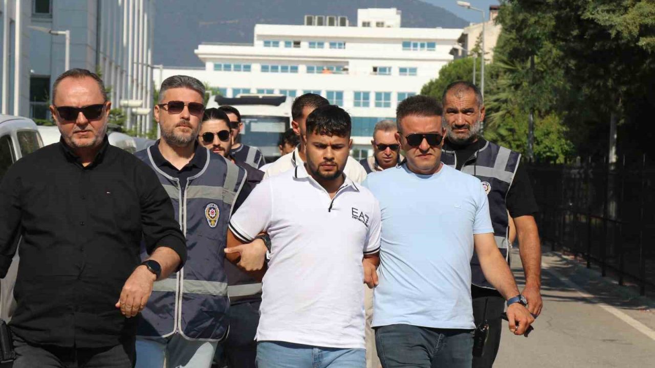 Denizli’de eğlence mekanını kurşunlayan 4 şüpheli tutuklandı