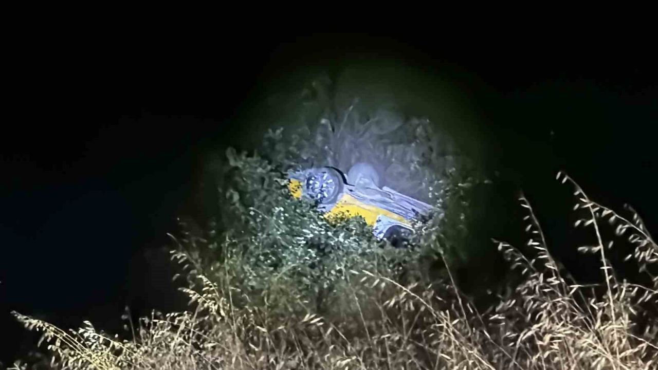 Düzce’de kontrolden çıkan araç şarampole uçup takla attı
