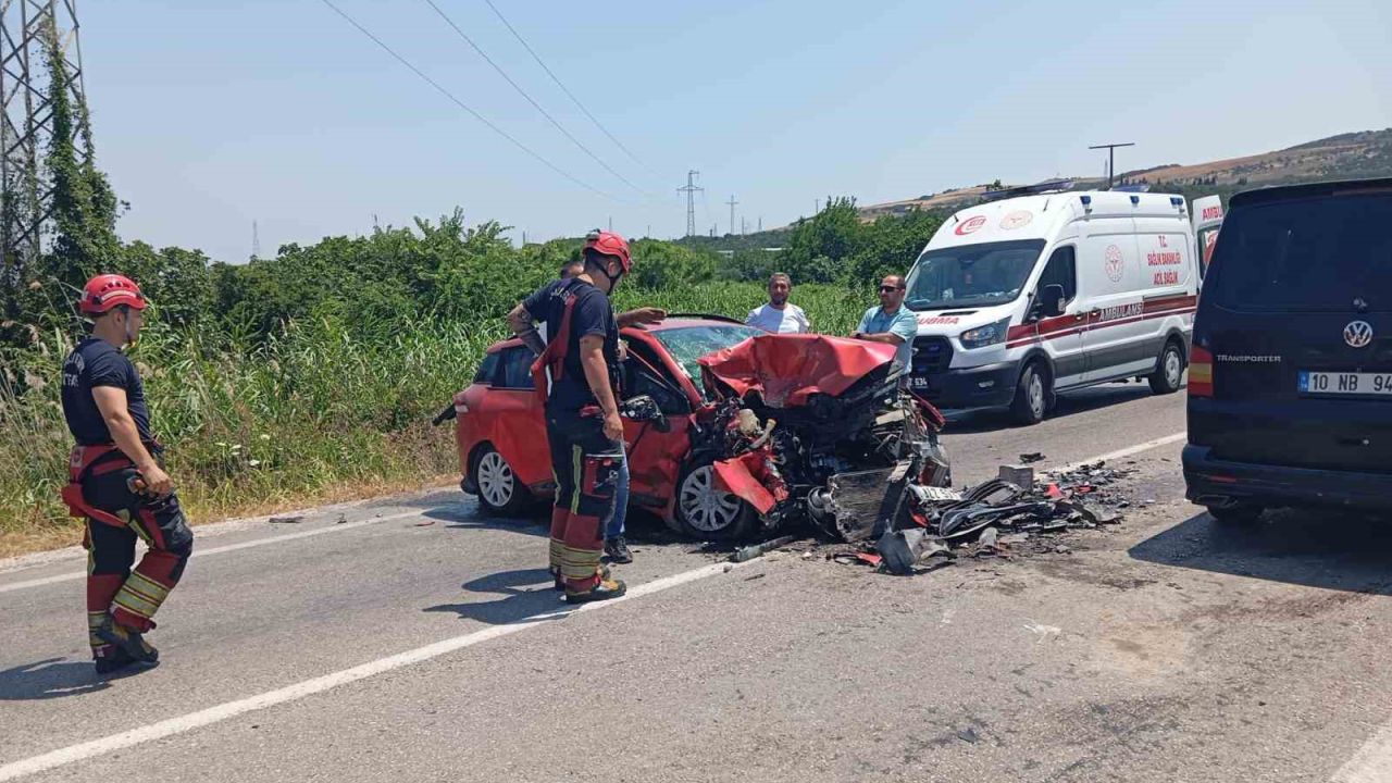 Erdek’te zincirleme kaza: 1 ölü, 2 yaralı