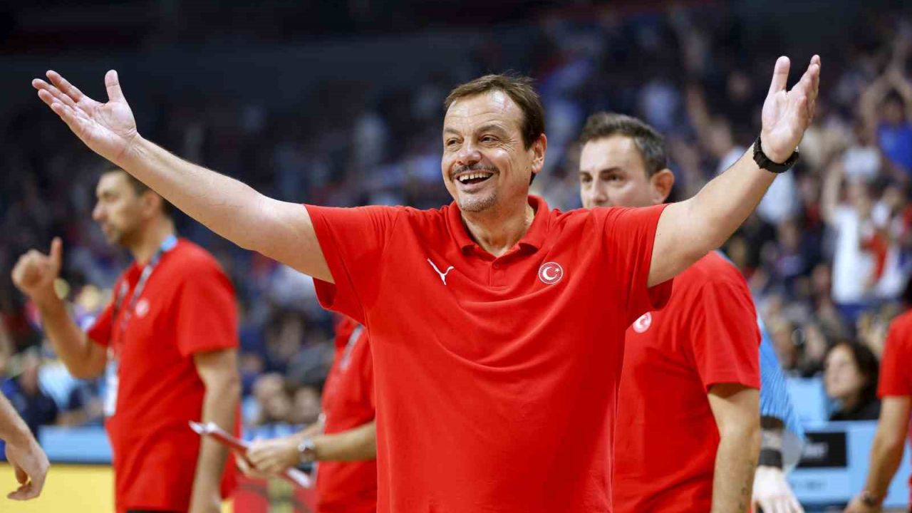 Ergin Ataman, A Milli Erkek Basketbol Takımı ile ’dalya’ diyecek