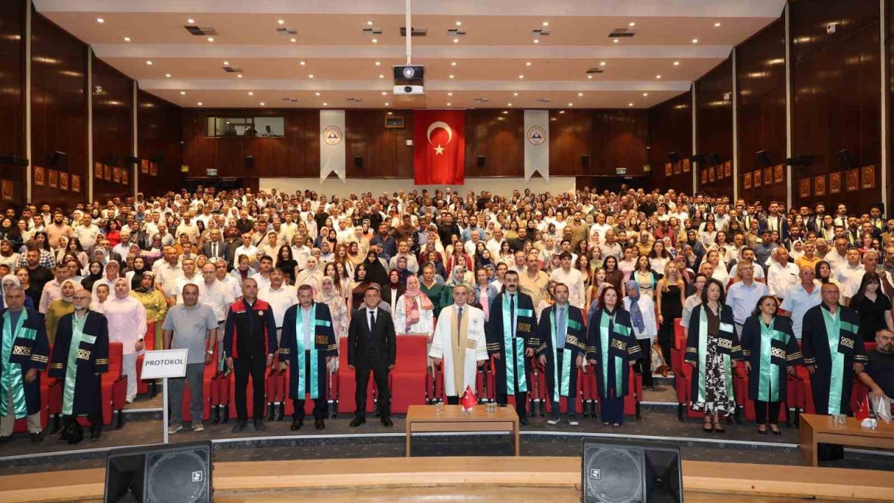 ERÜ Ziraat Fakültesi’nde 15. dönem mezuniyet sevinci