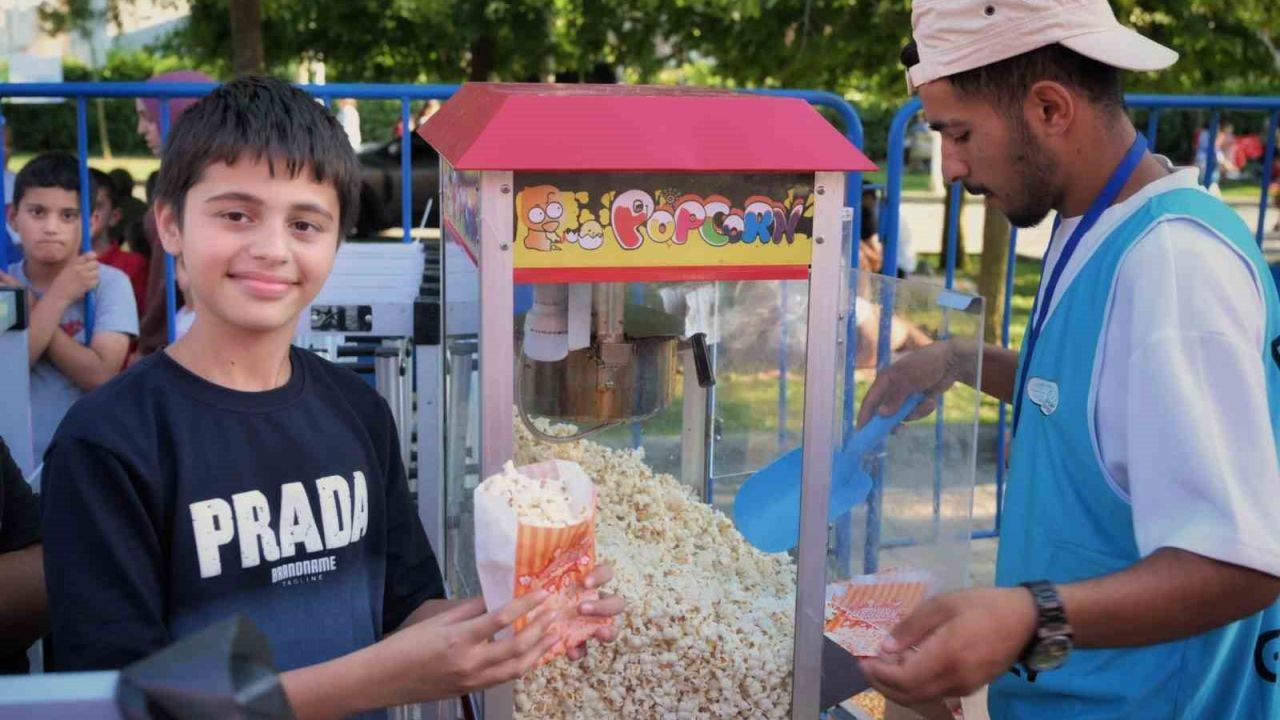 Esenyurt’ta yaz akşamları kültür ve sanat etkinlikleriyle renklendi