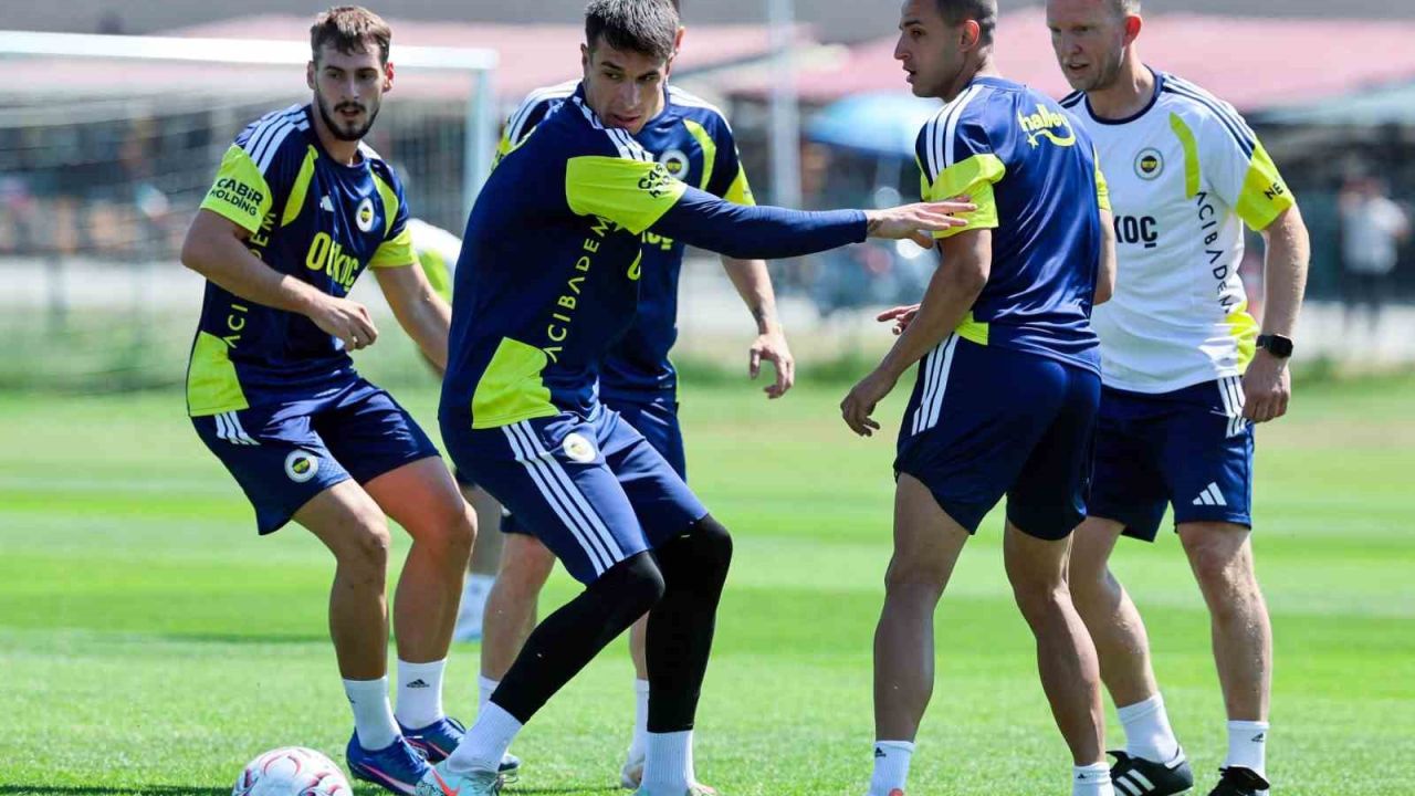 Fenerbahçe Topuk Yaylası kampını tamamladı