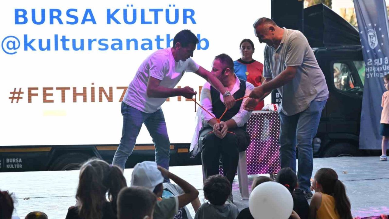 Fethin 700. yılında ilçe şenlikleri Osmangazi’den başladı