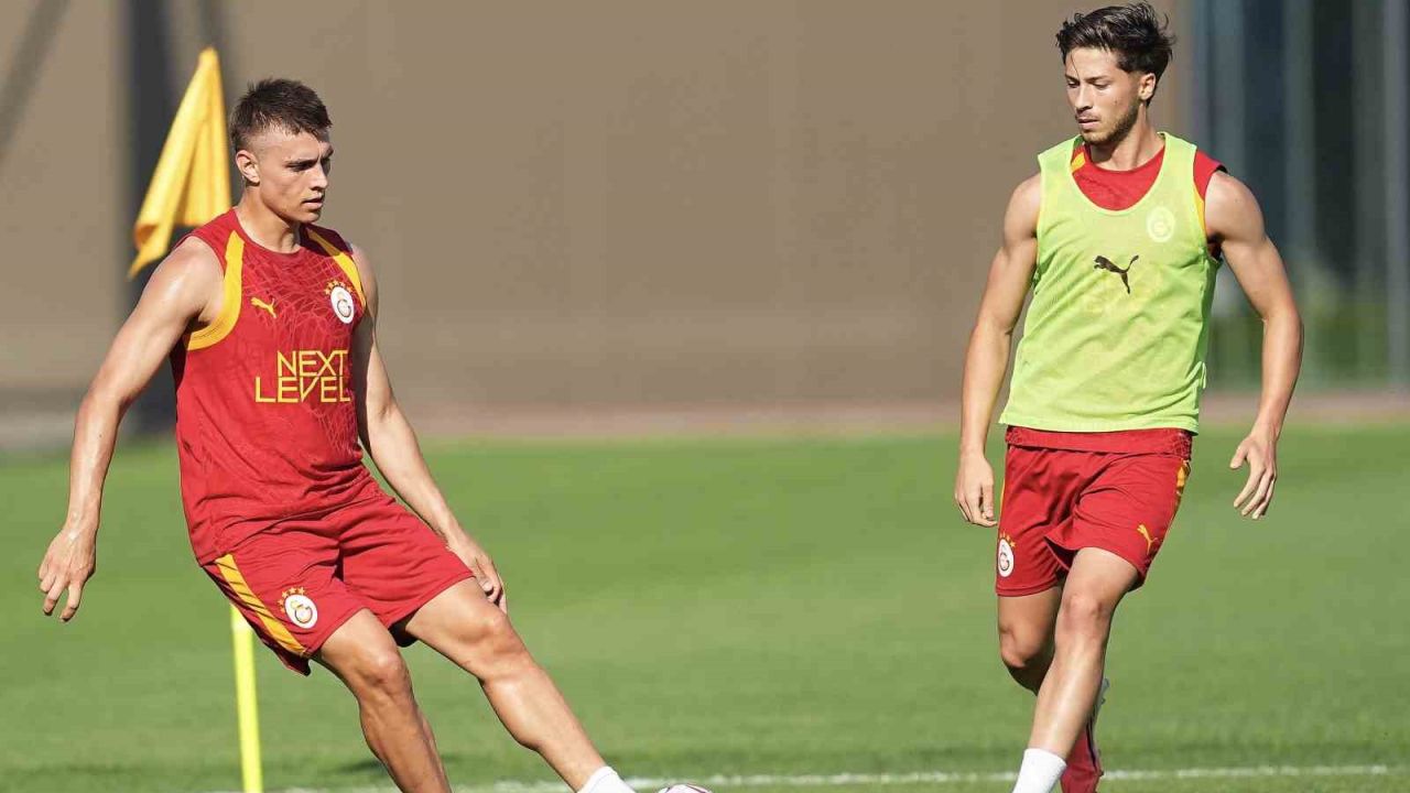 Galatasaray, günü çift antrenmanla tamamladı