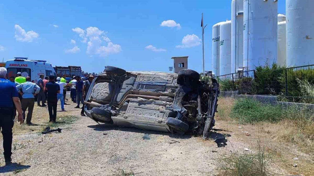 Gaziantep’te otomobil takla attı: 9 yaralı