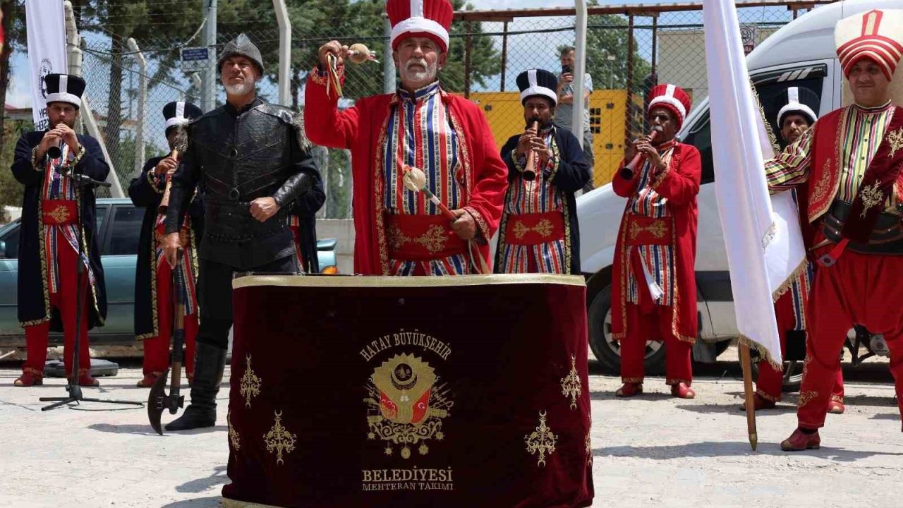HBB Mehteranı, "Ecdadın İzinde" programıyla Yayladağı’nda vatandaşlarla buluştu