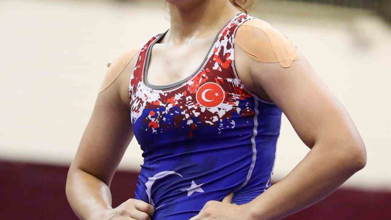 İlayda Çin, Avrupa üçüncüsü