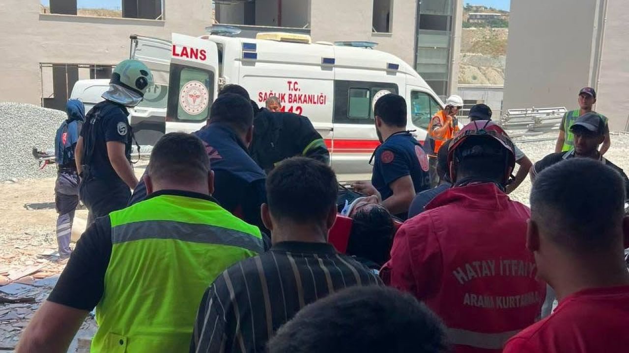 İnşaat halindeki binada asansör boşluğuna düşen işçi yaralandı