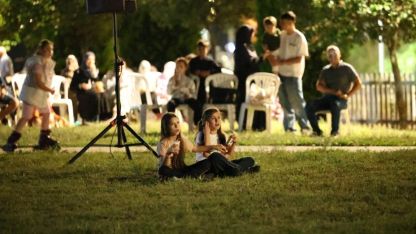Kartepe’de açık havada sinema keyfi
