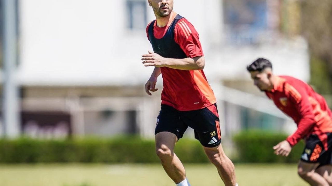 Kayserispor’dan ayrılan Furkan Soyalp: "Bu formayı taşıdığım her gün benim için büyük bir gurur ve unutulmaz bir tecrübe olarak kalacak"