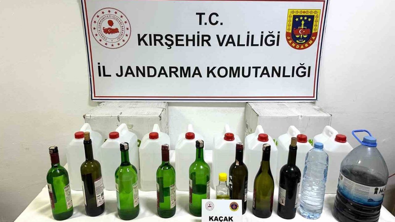 Kırşehir’de 48 litre kaçak alkol ve el yapımı içki ele geçirildi
