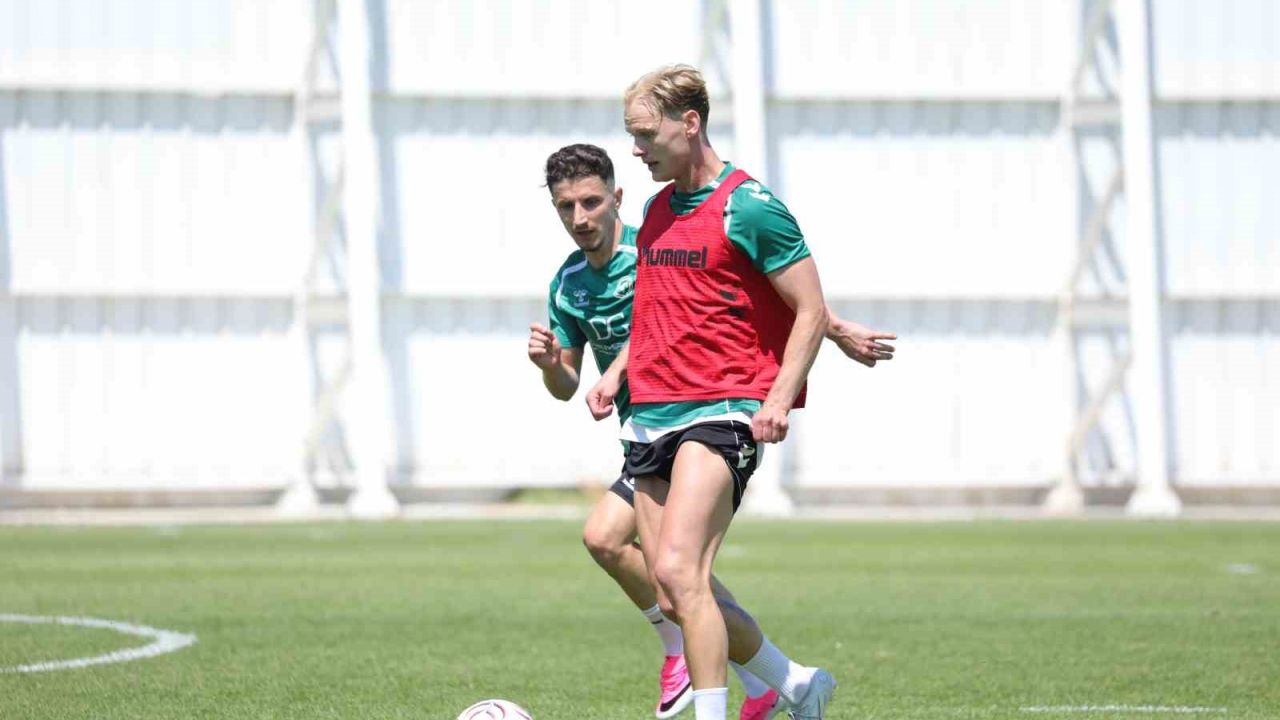 Konyaspor, yeni sezon hazırlıklarına devam ediyor