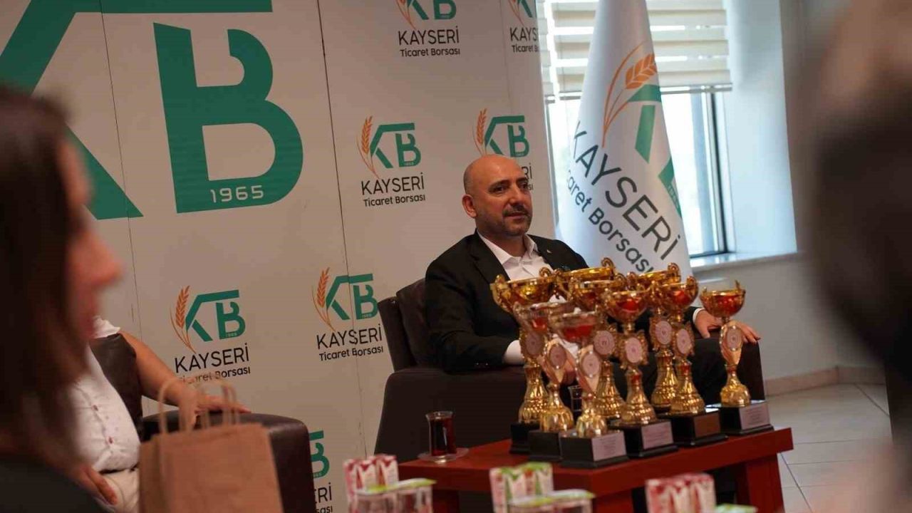 KTB ERVA Spor Okulu sporcularından Başkan Bağlamış’a ziyaret